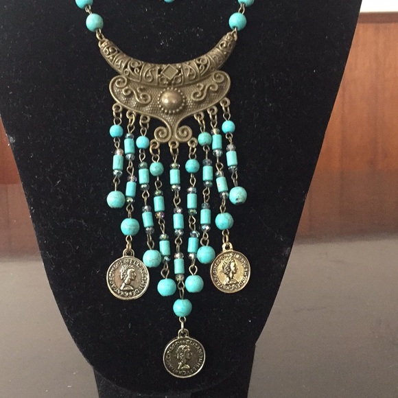 Necklace - Picture 2 of 2